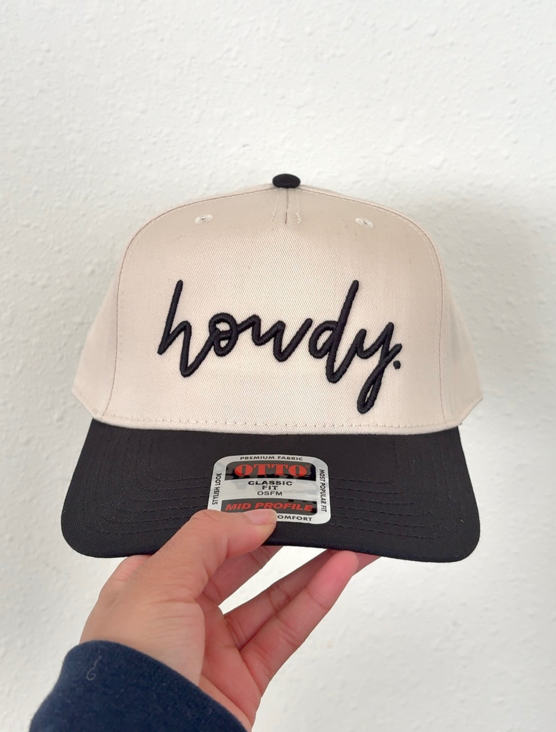 Howdy. Puff Embroidered Hat
